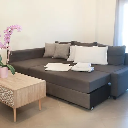 Tzei House Galaria